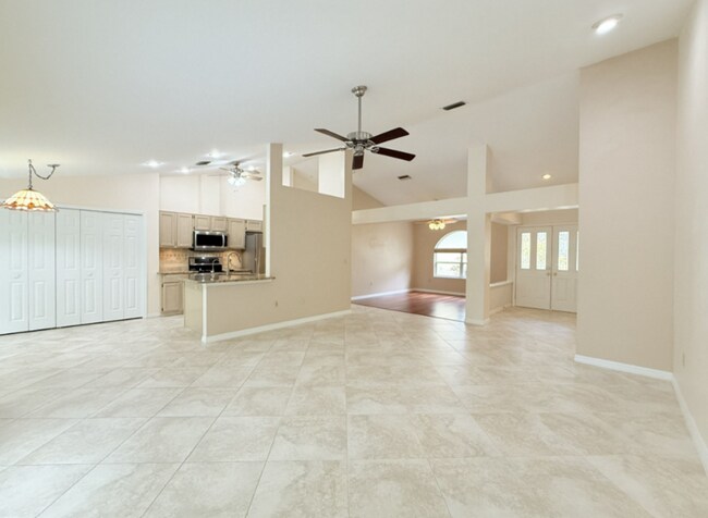 Building Photo - 2986 Windridge Oaks Dr