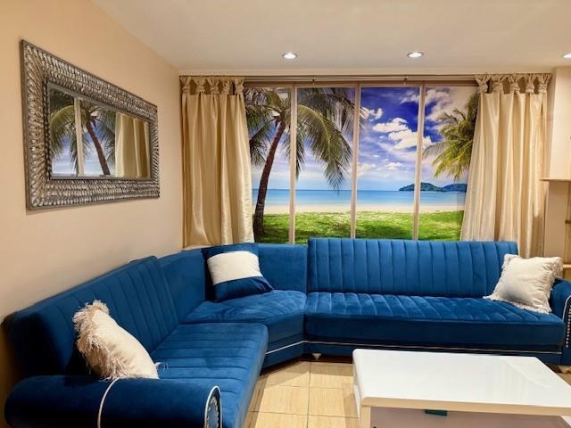 Foto principal - 8778 21st Ave