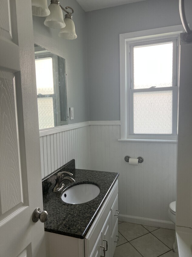 Foto principal - 822 Hampton Ave