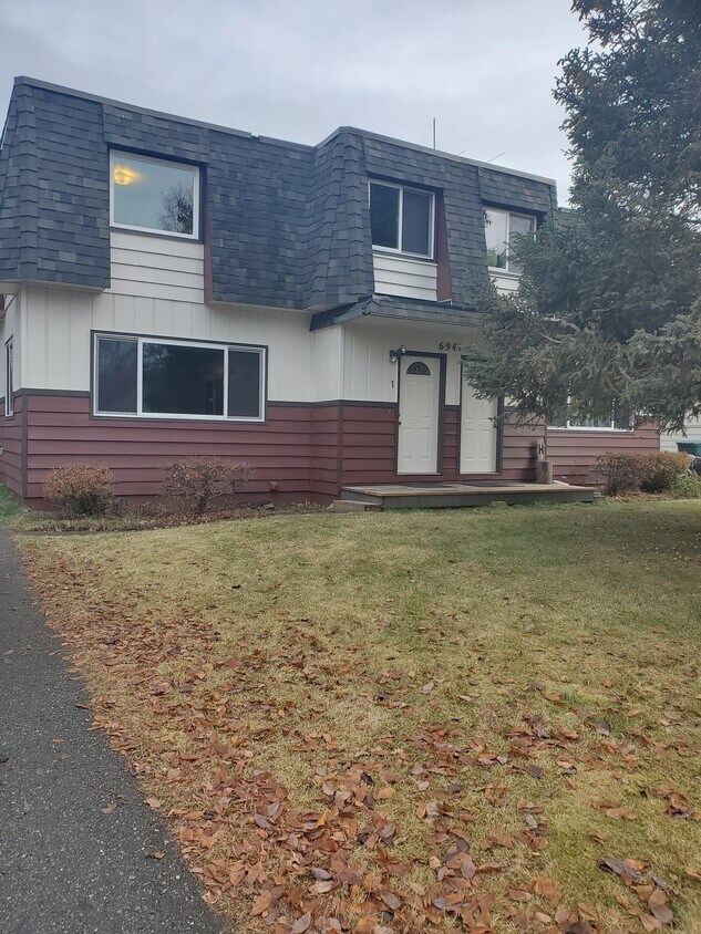Primary Photo - 6941 Colonial Ct