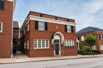 Building Photo - 938 Bellefonte St