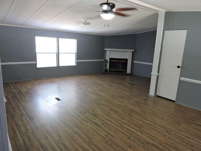 Foto del edificio - 5214 Keyser Mill Rd