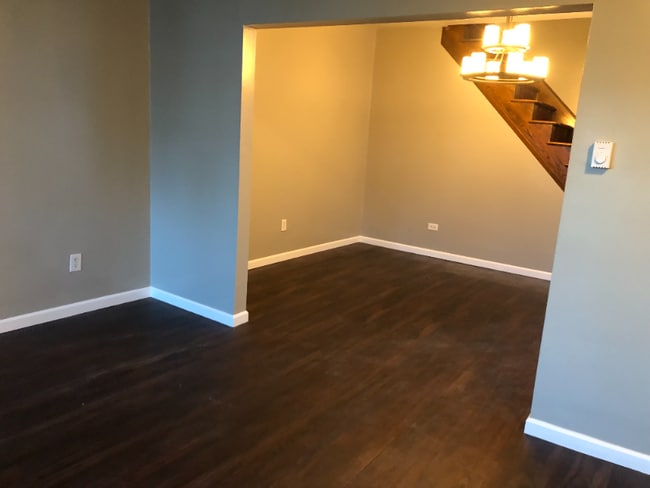 Building Photo - 21 S Loveland Ave