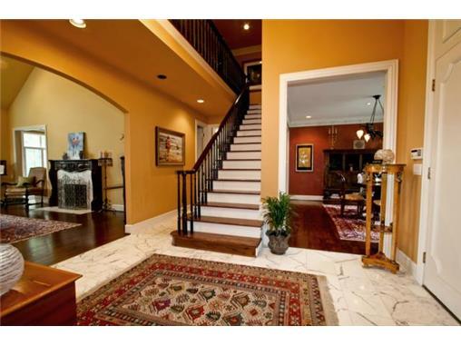 Building Photo - 2704 W 116th St