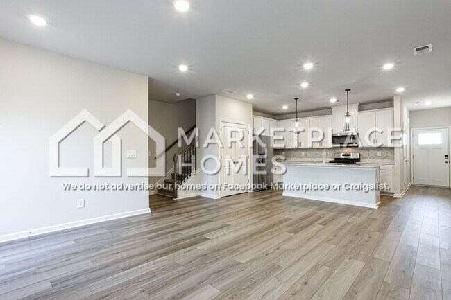 Building Photo - 2121 Avalon Rdg