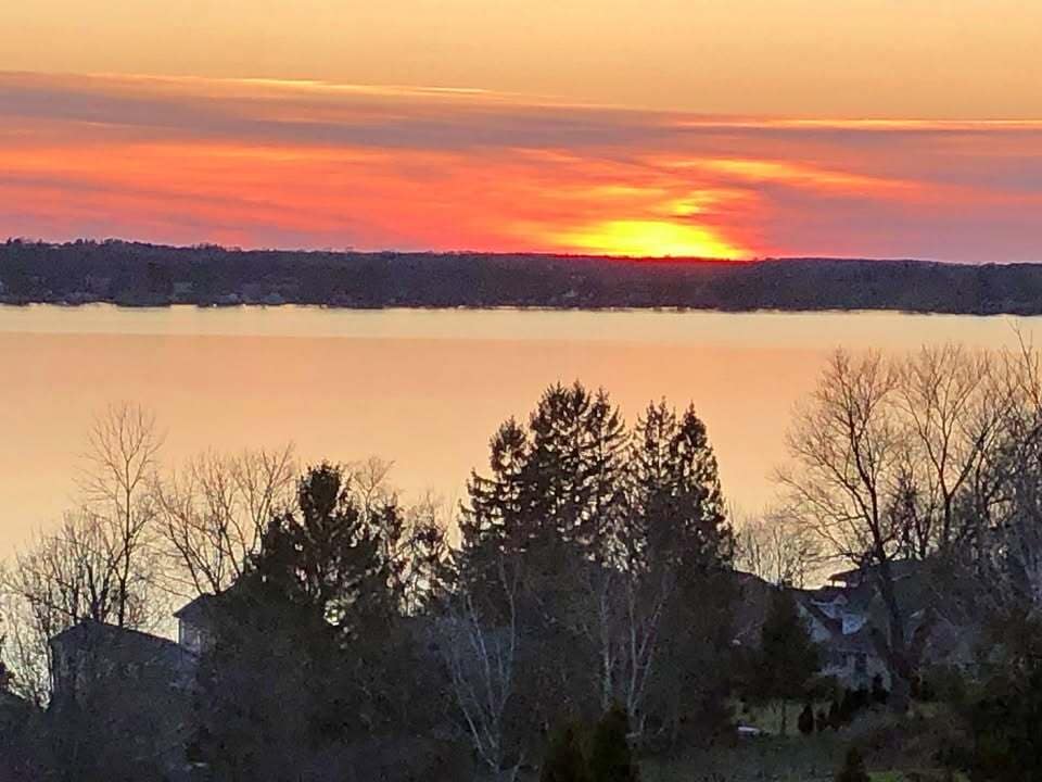 View - 6117 E Lake Rd