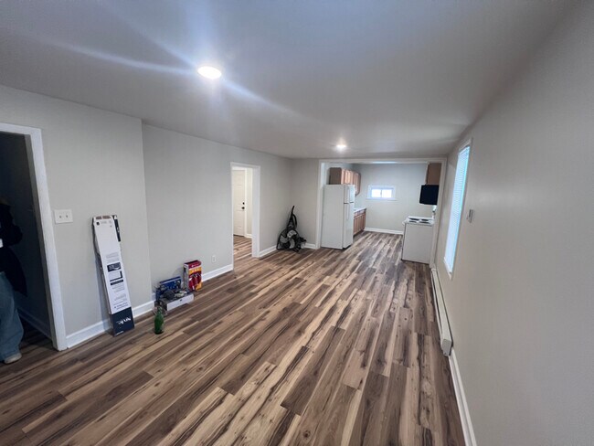 Building Photo - 427 Fourth St