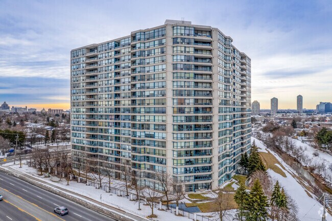 Building Photo - 4725 Sheppard Ave