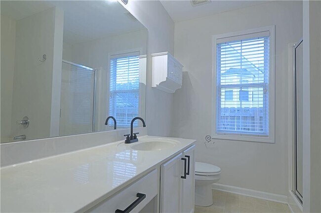Foto del edificio - 3198 Liberty Commons Dr NW