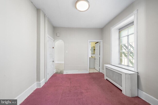 Foto del edificio - 7301 Chestnut Ave