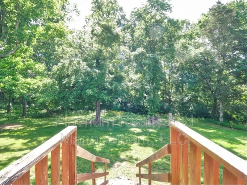 2199 Memorial Dr Unit N/A, Clarksville, TN 37043 Condo for Rent in