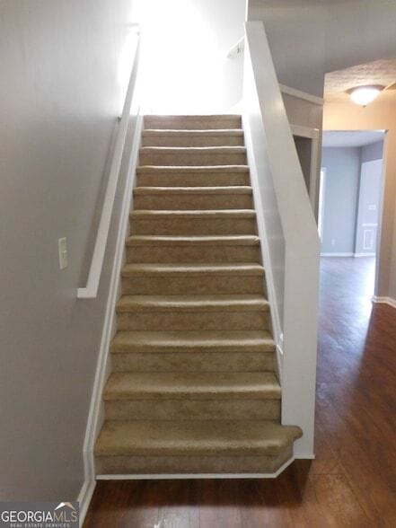 Photo - 566 Pond Lillies Rd SE House