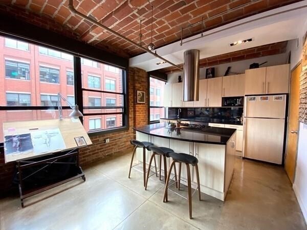 Foto del edificio - 121 Beach St