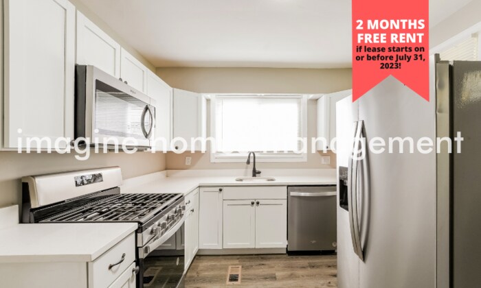 Primary Photo - Charming 3 Bedroom Home in Monroeville!