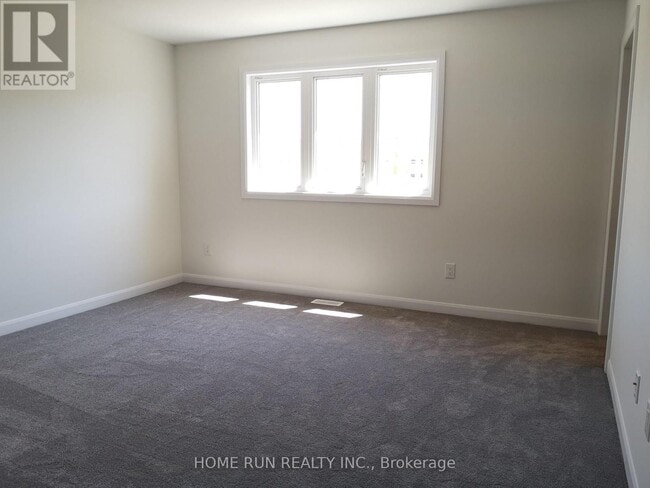 Building Photo - 127 Gardenpost Ter