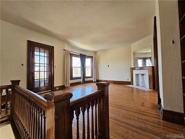 Foto del edificio - 891 Richmond Ave