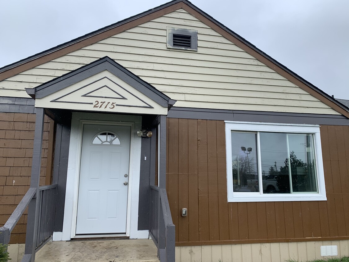 2715 Simpson Ave, Hoquiam, WA 98550 House Rental in Hoquiam, WA