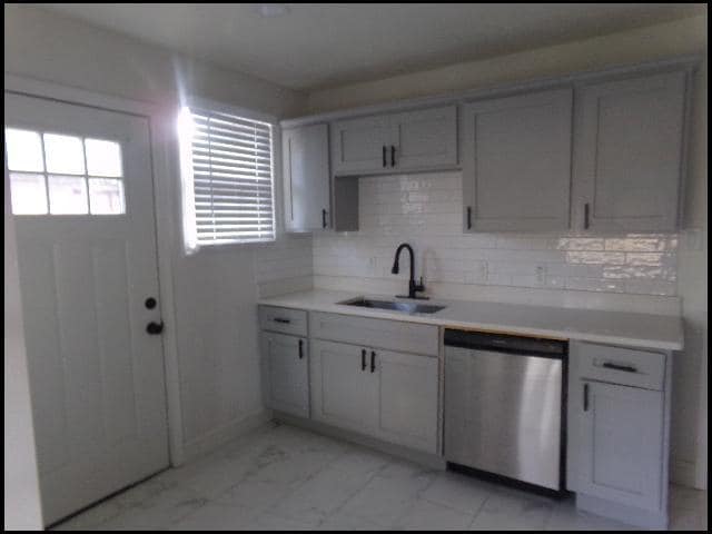 Foto del edificio - 2318 S Louisiana St