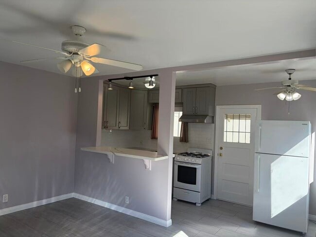 Foto del edificio - 110 N San Marino Ave