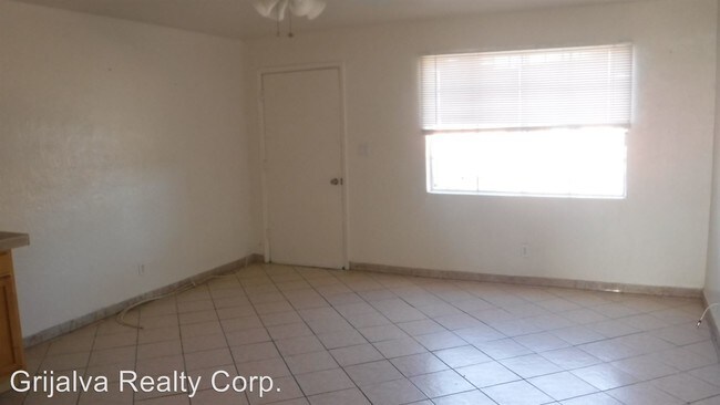 Building Photo - 3632 E Glenn St