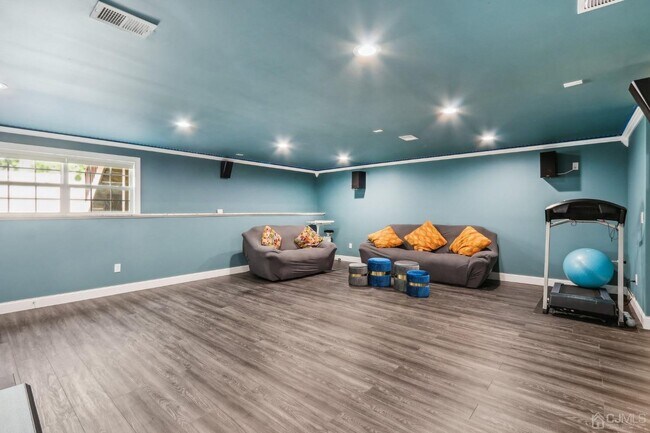 Building Photo - 206 Shields Ct