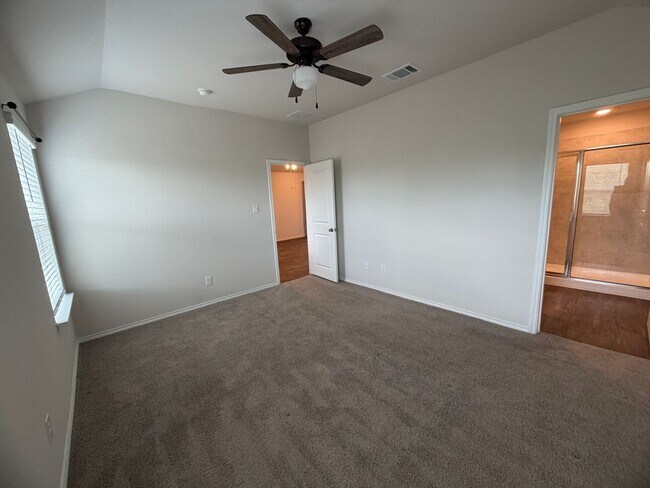 Building Photo - 4042 Bay Leaf Lp