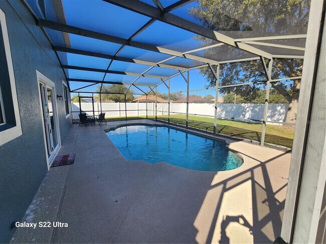 Foto del edificio - 486 Sycamore Springs St