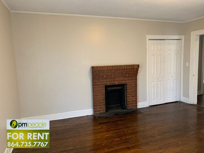 Foto del edificio - Cute 2/1 Great Greenville Location!