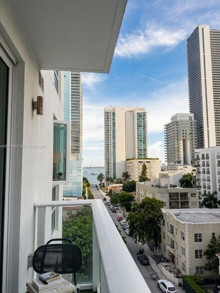 Photo - 321 NE 26th Street Unit 716 Apartment