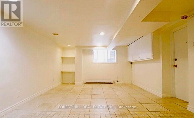 Photo du bâtiment - 922 Avenue Rd