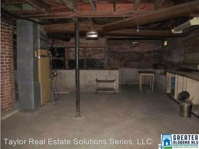 Foto del edificio - 3 br, 2.5 bath House - 1508 East 10th Street
