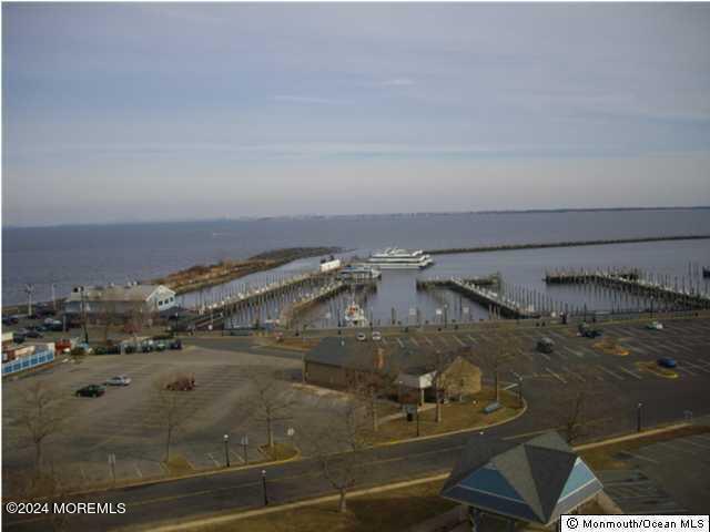 Primary Photo - 10 Ocean Blvd