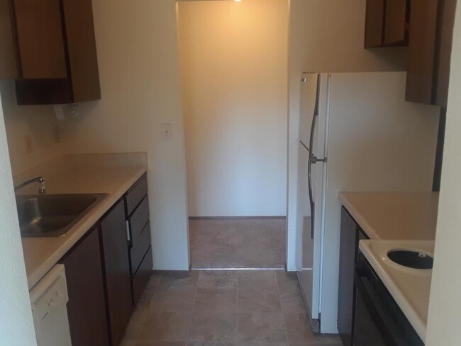 Building Photo - Magnolia Suites - 2 bedrooms