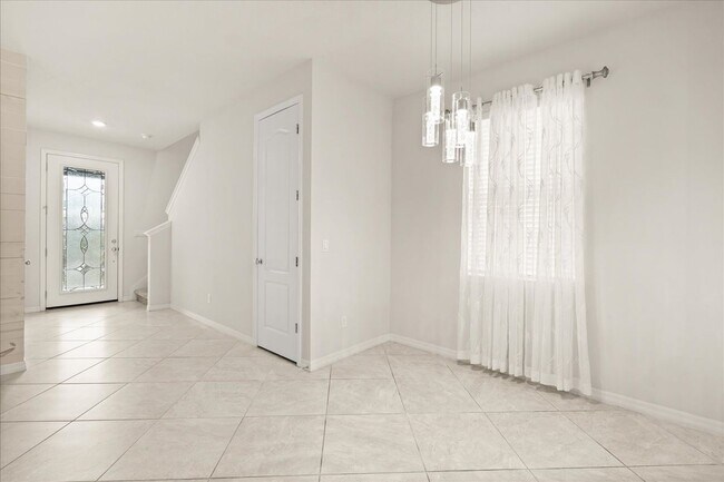 Foto del edificio - 5192 Chickadee St