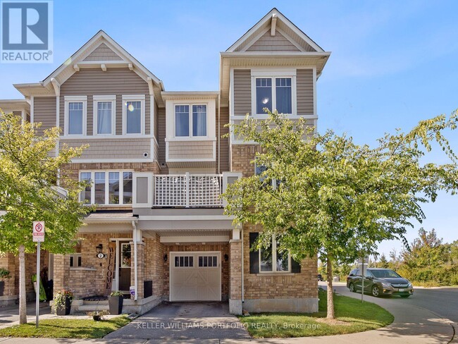 Building Photo - 1025 Nadalin Heights
