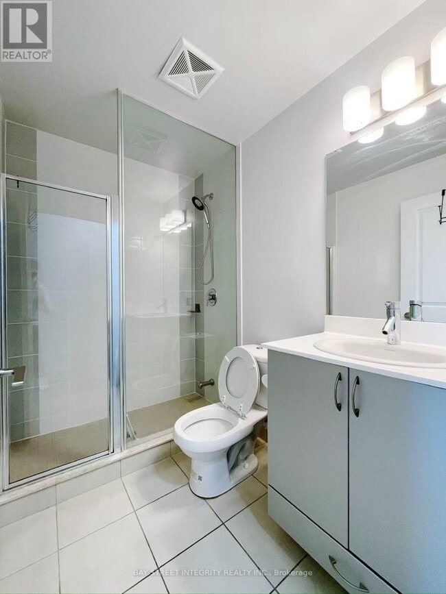 Photo du bâtiment - 5162-5162 Yonge St