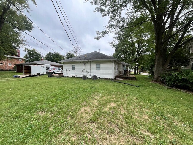 Foto del edificio - 6172 Guilford Ave