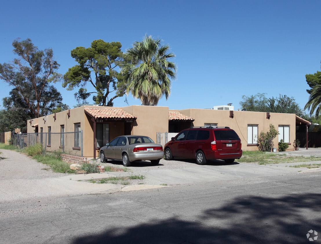 Primary Photo - 2137-2145 N Bell Ave