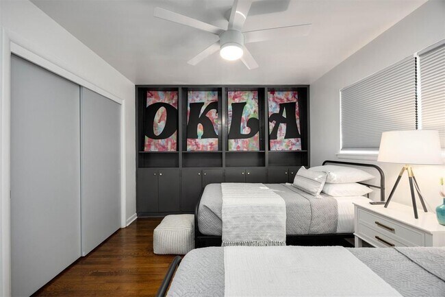 Foto del edificio - 1510 Melrose Dr