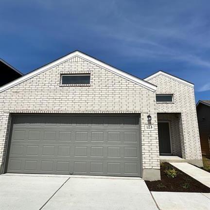 Building Photo - 123 Dollars Dr