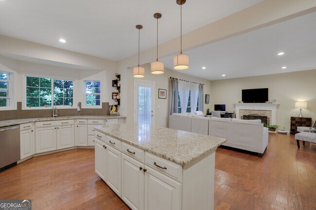 Building Photo - 160 Windview Pl