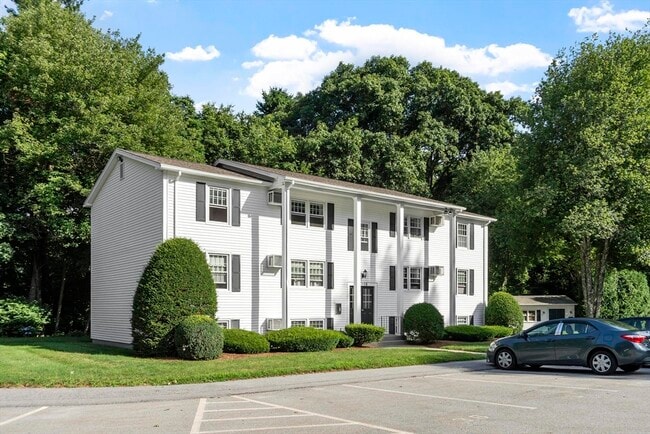 Foto del edificio - 16 Federal Hill Rd