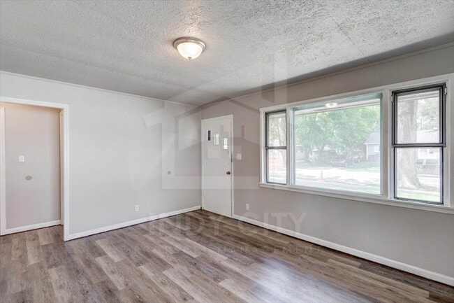 Foto del edificio - 7315 E 53rd St