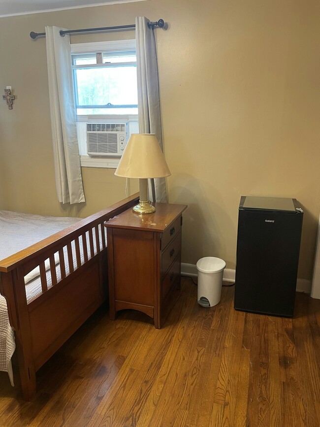 Building Photo - 132 Boulevard