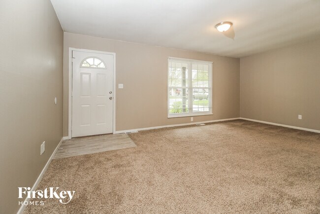 Foto del edificio - 17 Glenwood Ln