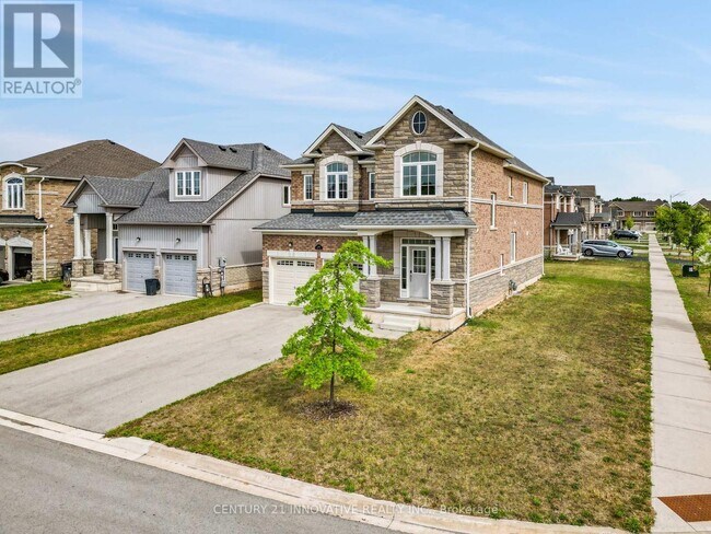 Building Photo - 1450 Sharon Dr