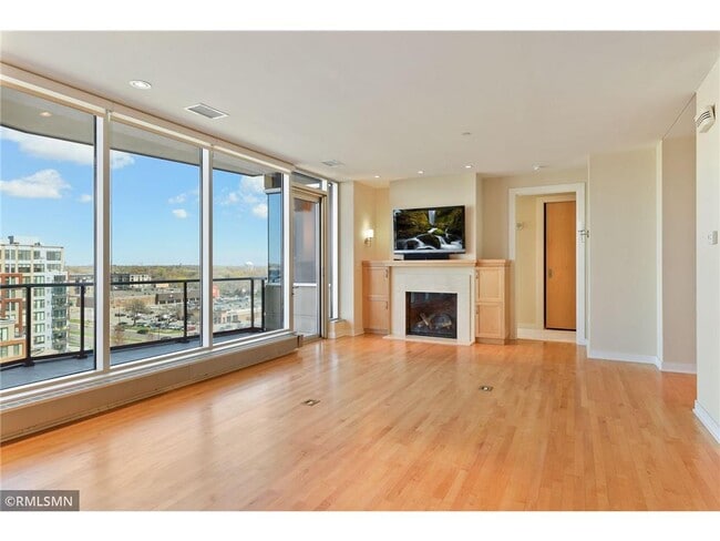 Building Photo - 3209 Galleria