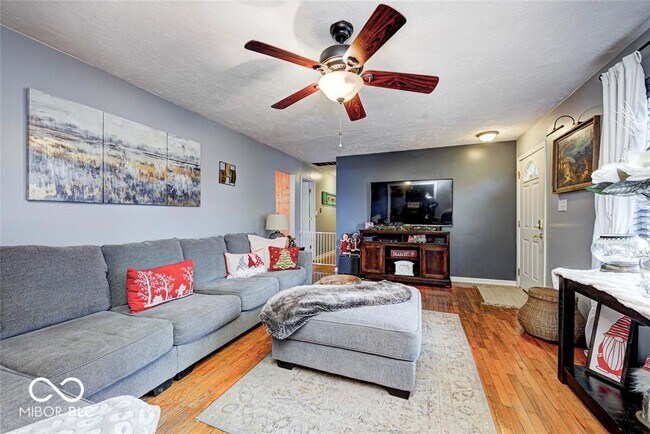 Foto del edificio - 7274 Kimberly Ln