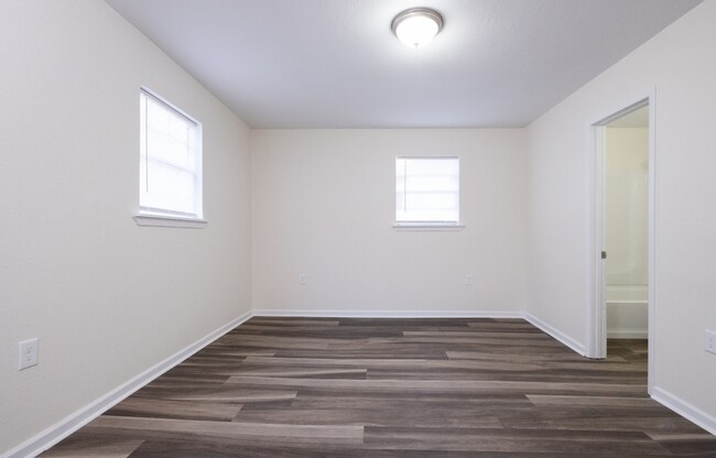 Building Photo - 1624-1626 Brown