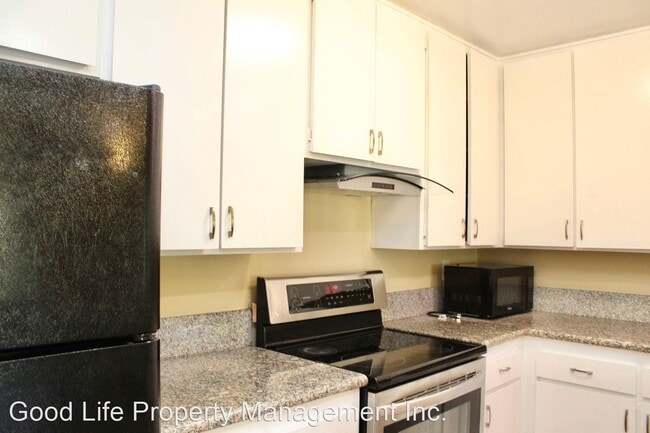 Building Photo - 2 br, 1 bath House - 7931 Camino Kiosco